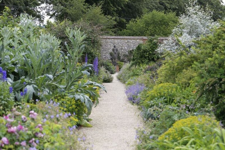 Garden Visit: The Walled Garden, Wormsley, Stokenchurch ...